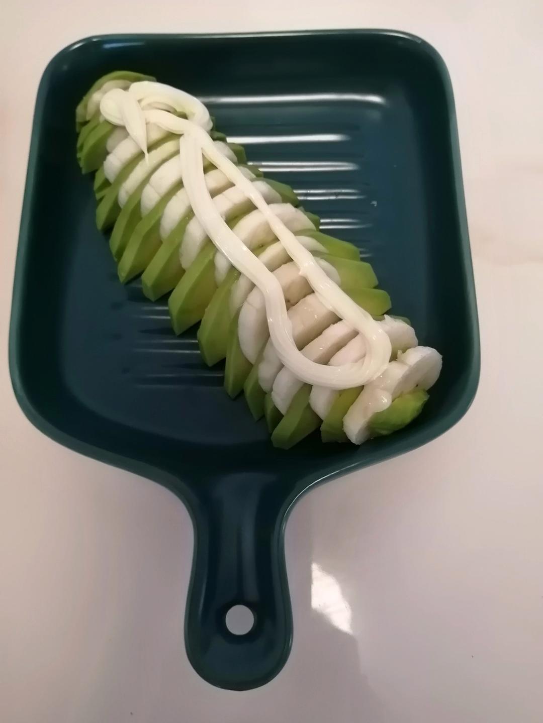 牛油果香蕉沙拉