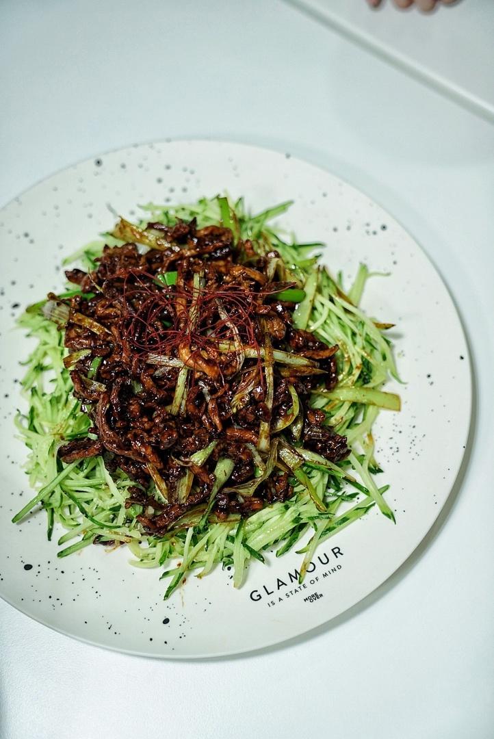 京酱肉丝
