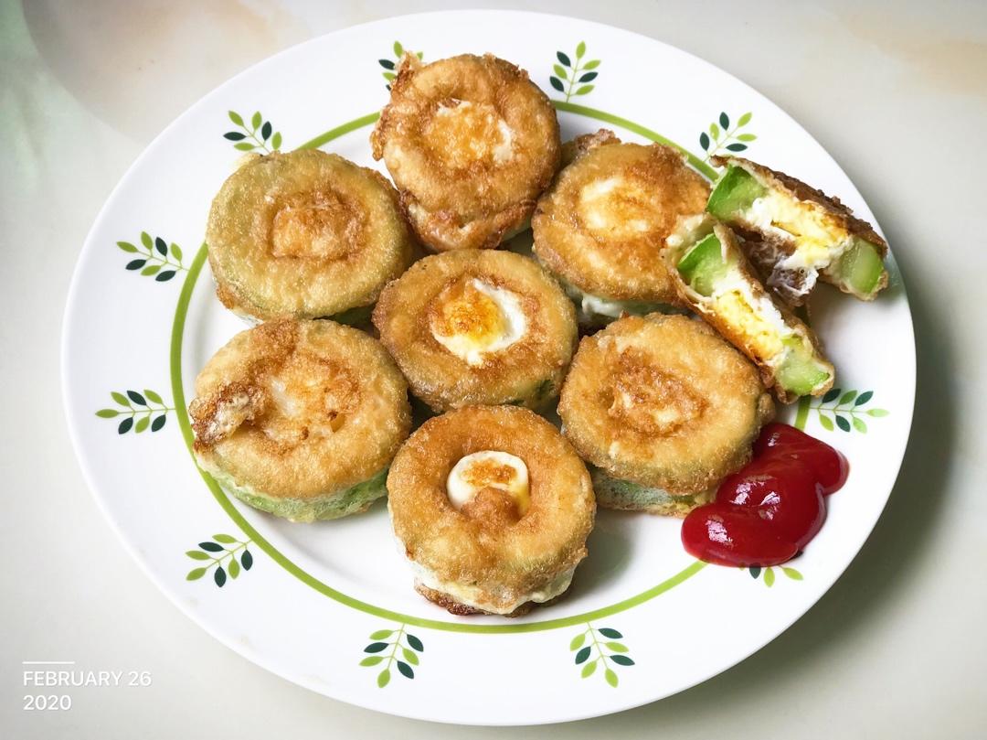 鹌鹑蛋撞到西葫芦