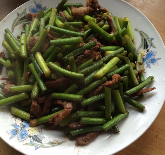 蒜苔炒肉
