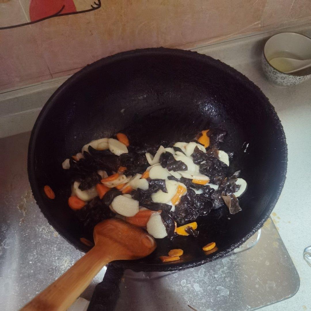 山药炒木耳