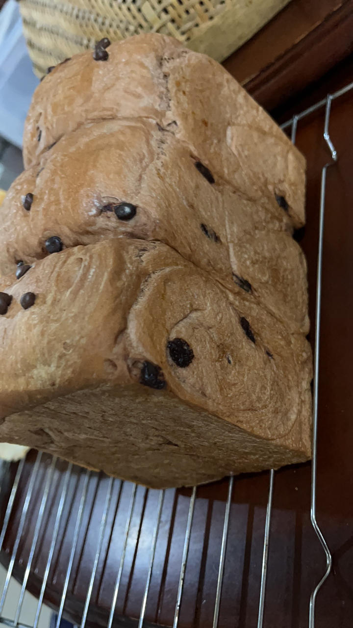 巨~巨好吃的巧克力奶油吐司