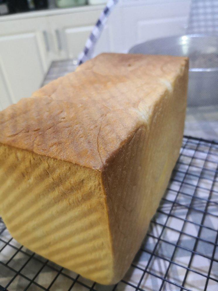 基本鲜奶吐司