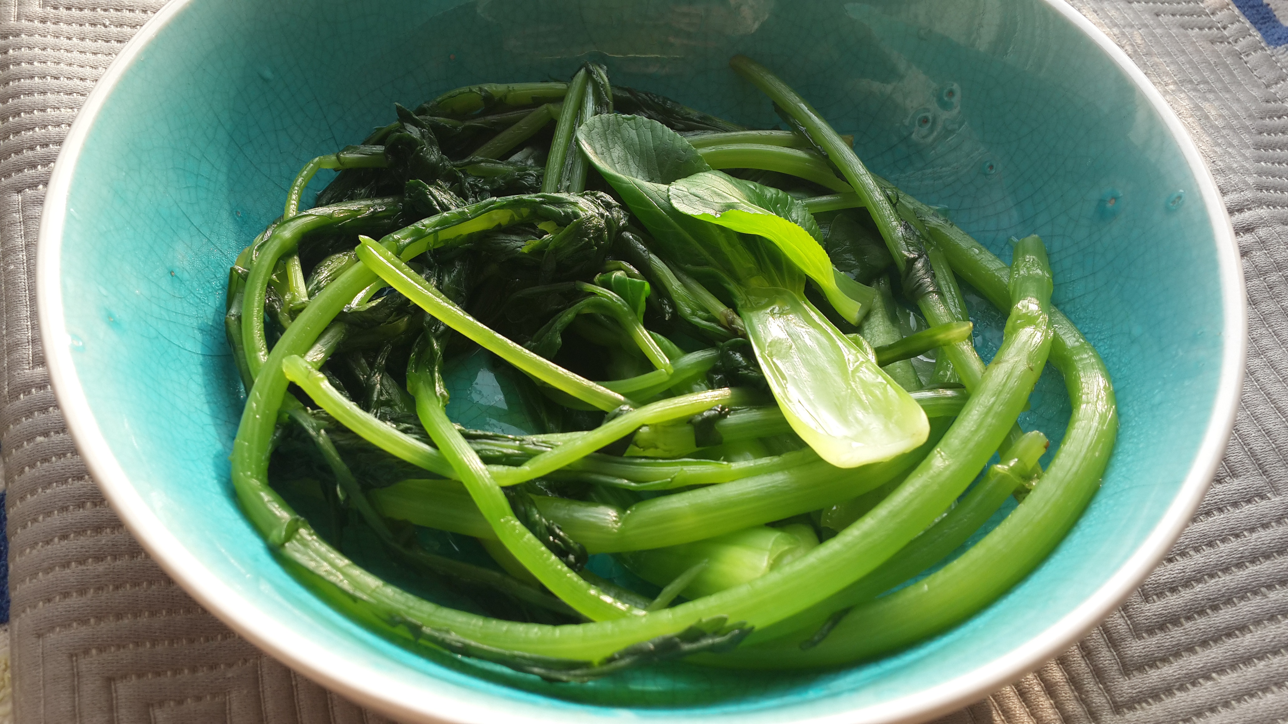 [减肥食谱] 凉拌菠菜
