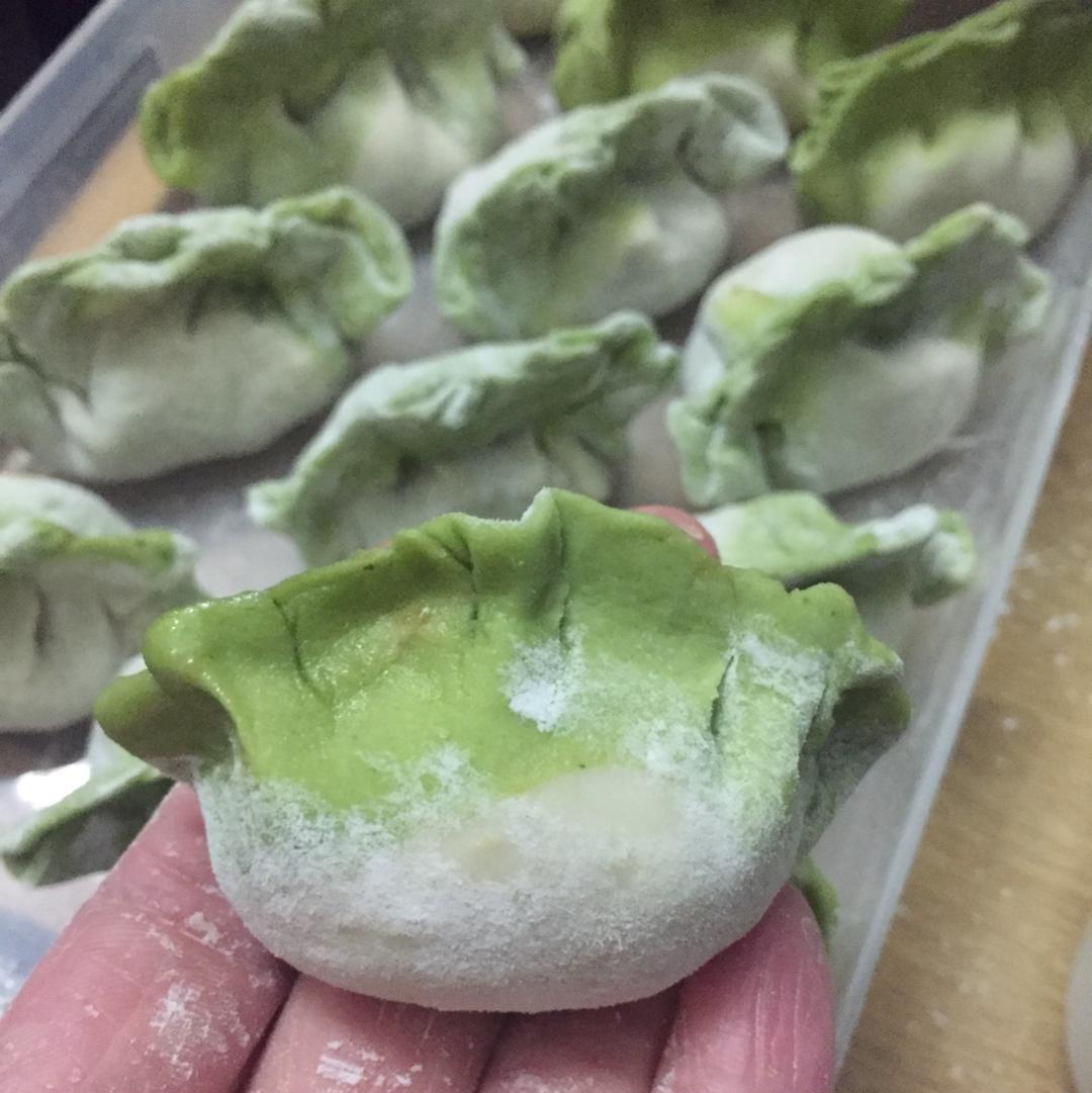 翡翠白玉白菜饺子详细版（附翡翠白玉白菜饺子包法，翡翠白玉饺子皮两种制法，面包机和面，翡翠白玉烧卖，各种馅料搭配）