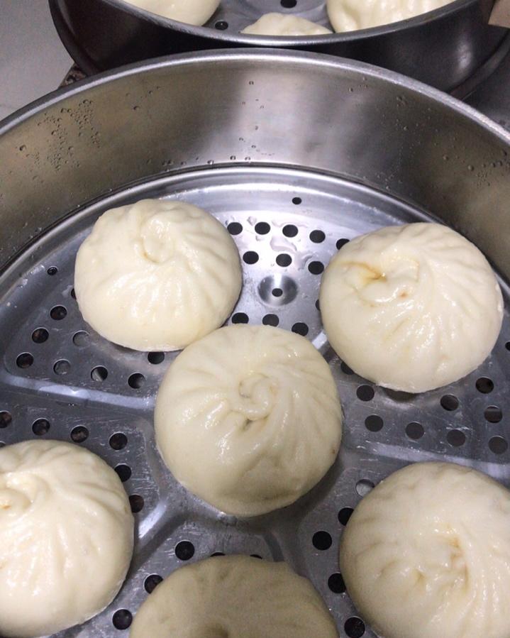 肉包子,杠杠的