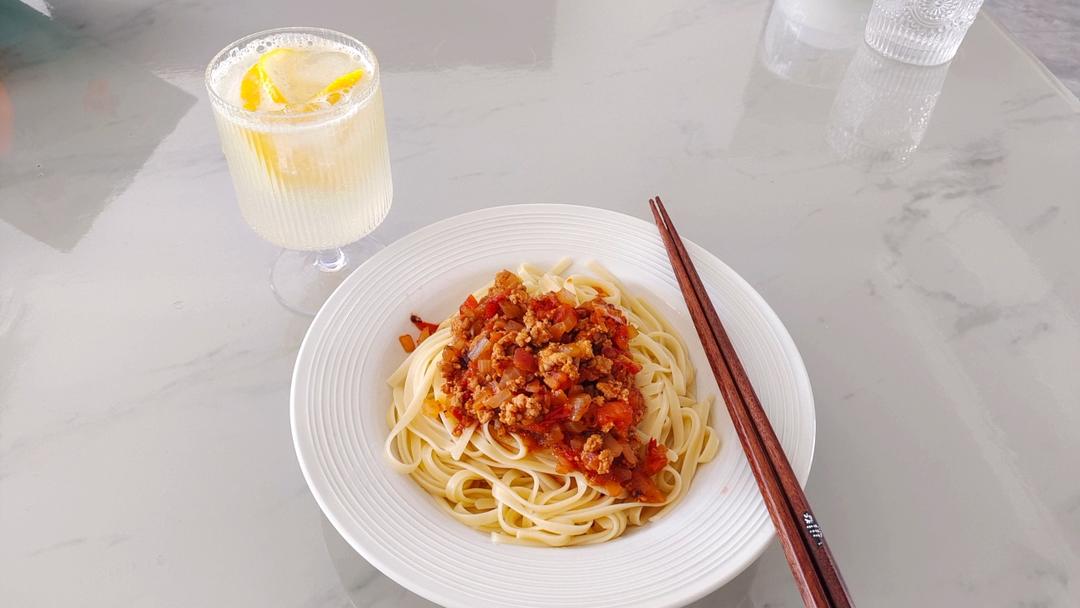 番茄肉酱意大利面