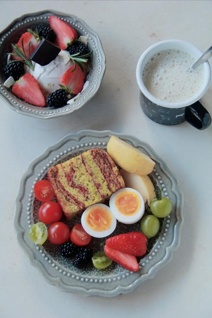 简单好吃的轻食早餐 北鼎多功能迷你烤箱版极简美味早餐  无花果开放三明治+ 糖釉坚果烤南瓜+彩蔬培根卷