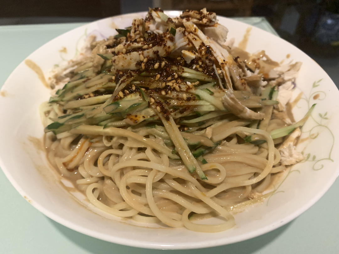 夏日必备麻辣鸡丝凉面