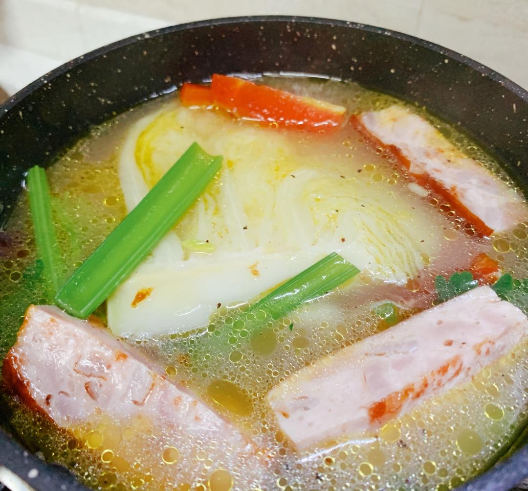 「问题餐厅」鲜甜蔬菜汤・ポトフ