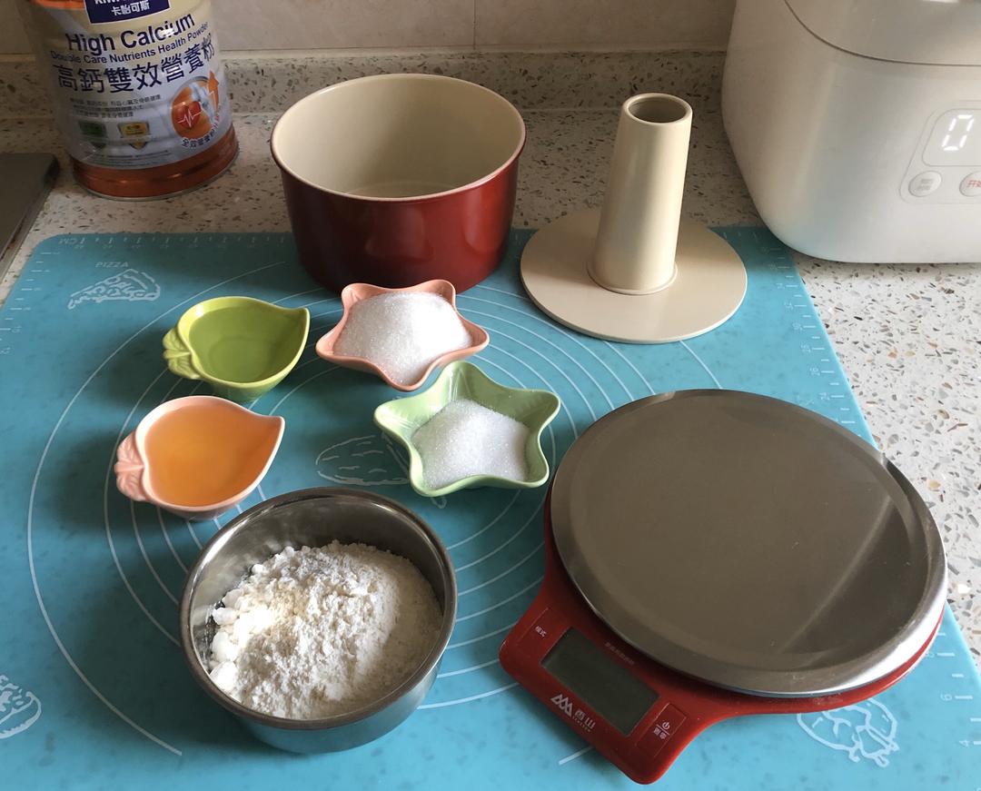 纯奶手撕吐司的做法 步骤1