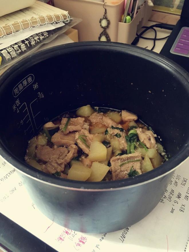 土豆炖肉（电饭煲版）的做法