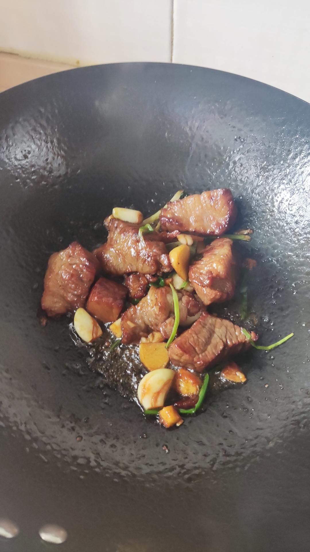 番茄土豆炖牛腩