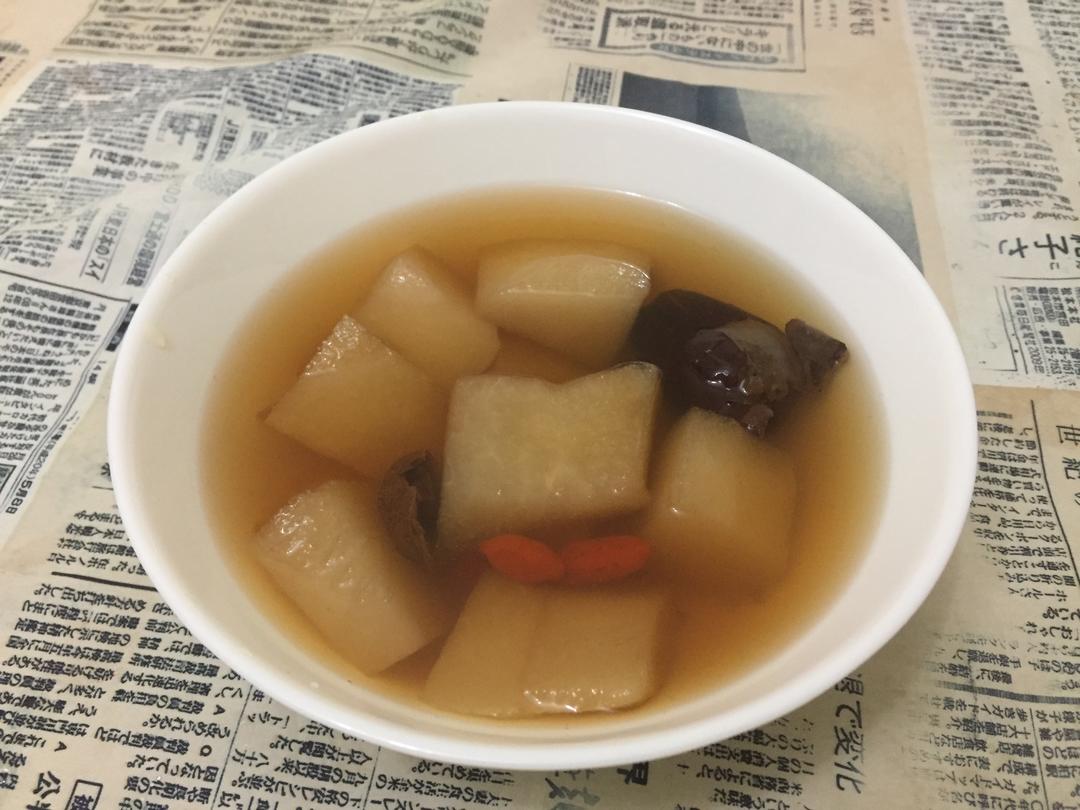 一碗热冬果梨汤