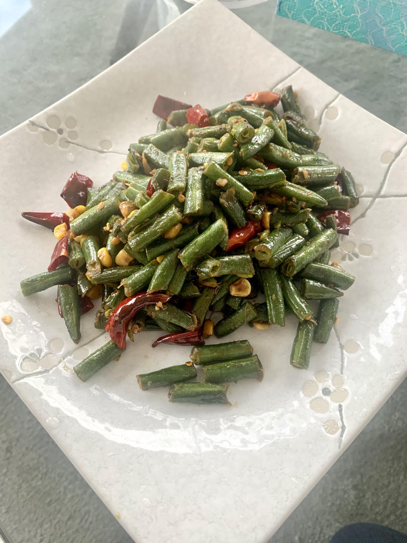 非常简单美味的家常菜～干煸四季豆