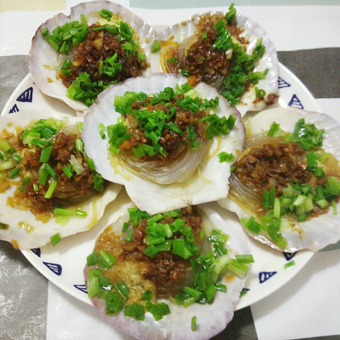 蒜蓉粉丝蒸扇贝