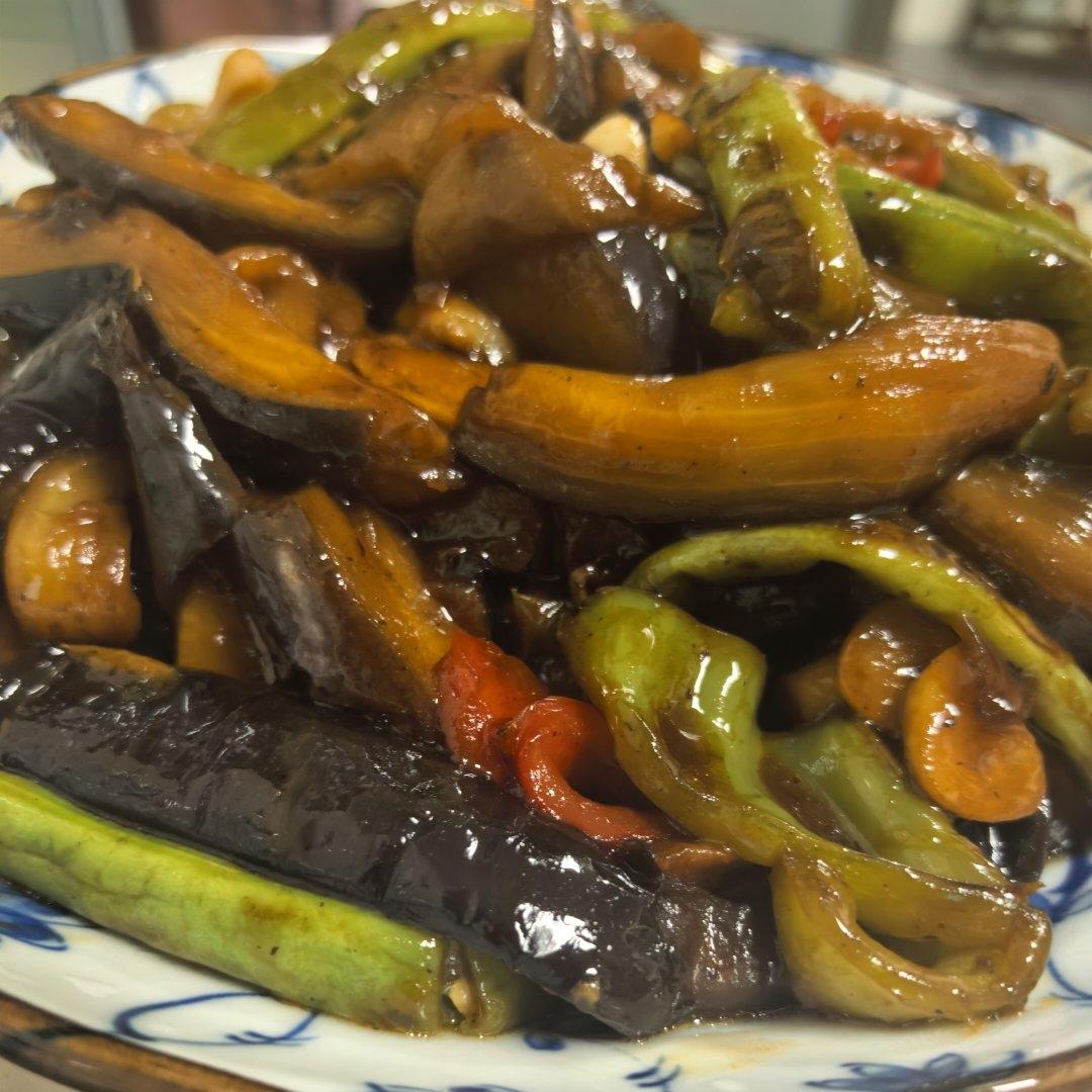 豆角茄子🍆省油版——夏天里的素菜是主题。
