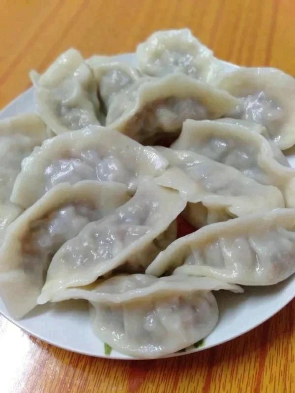 饺子>秋日紫薇做过猪肉虾仁香菇玉米馅饺子家常的猪肉香菇马蹄馅饺子