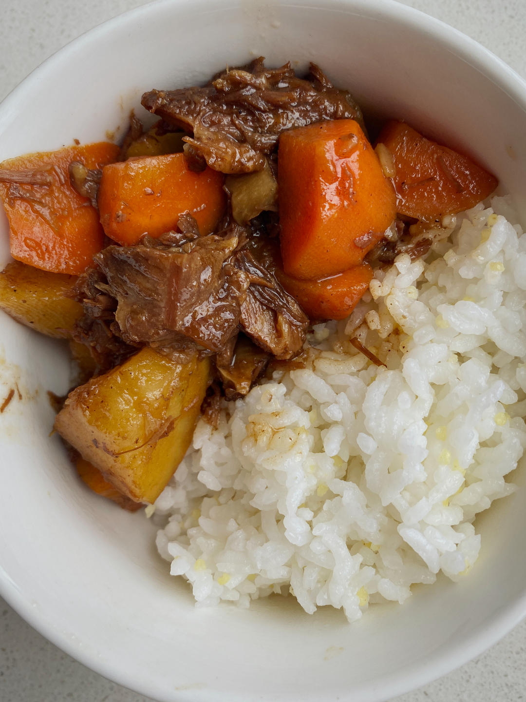 沙沙土豆胡萝卜炖牛肉