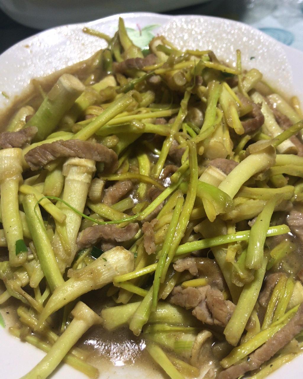 西红柿茭儿菜炒鸡蛋