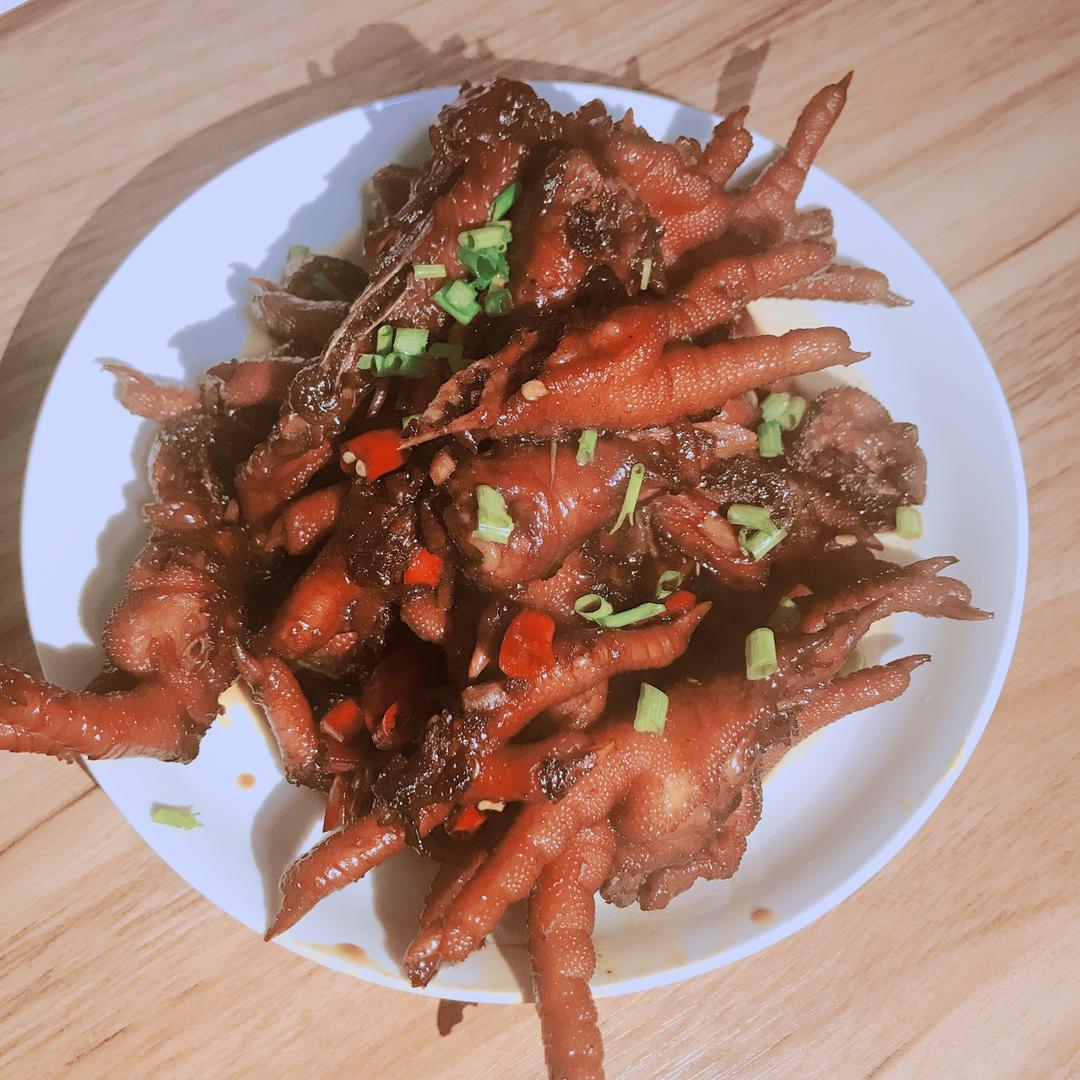 香辣烧鸡爪