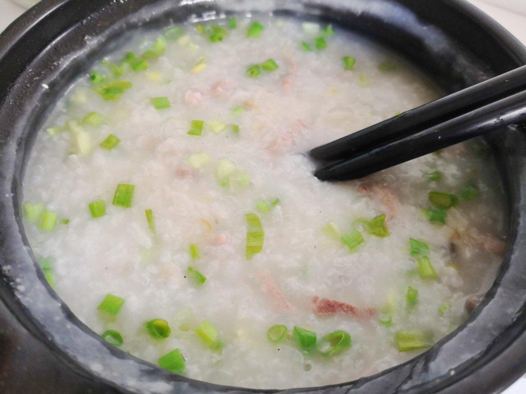 皮蛋瘦肉粥 Pidan & Pork Rice Soup