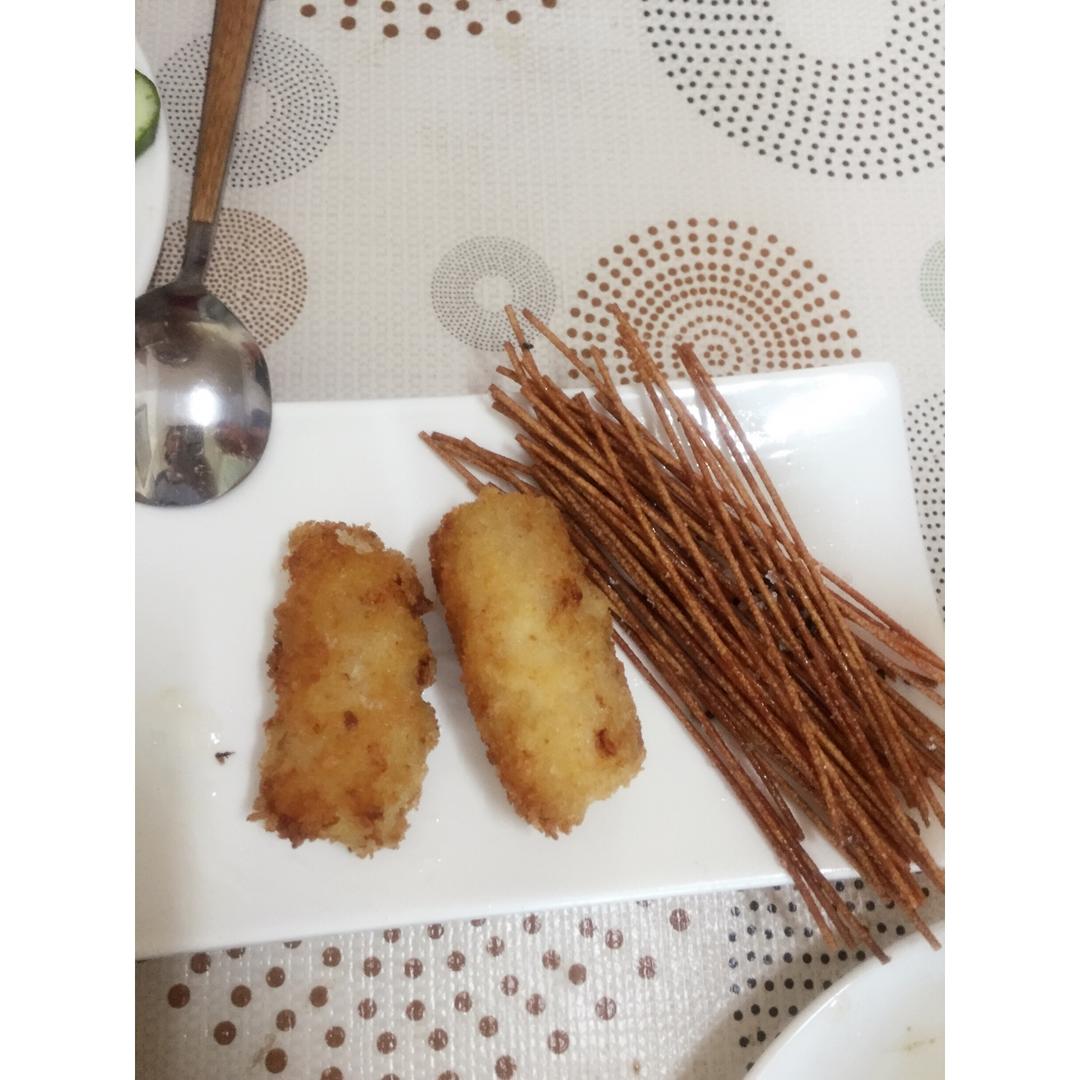 蛋酥香蕉卷