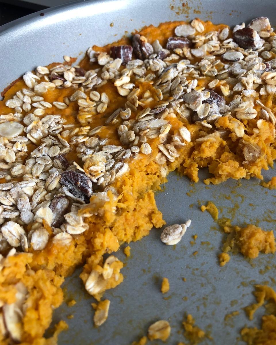 粉糯红薯泥配燕麦酥丨健康·三餐