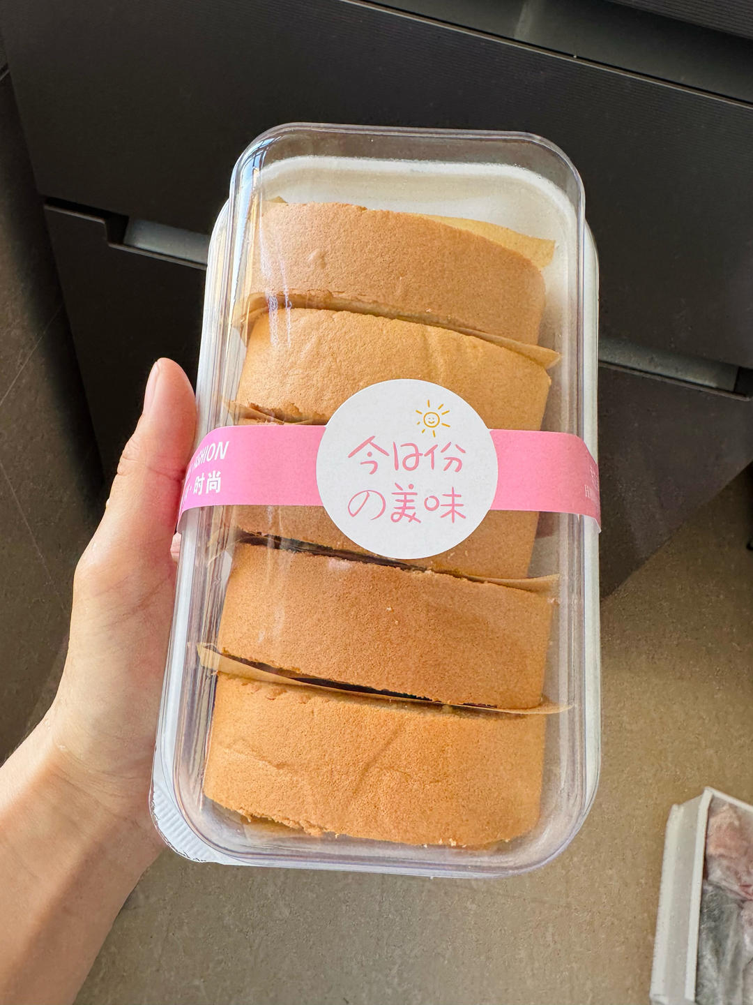 《Tinrry下午茶》教你做基础原味蛋糕卷