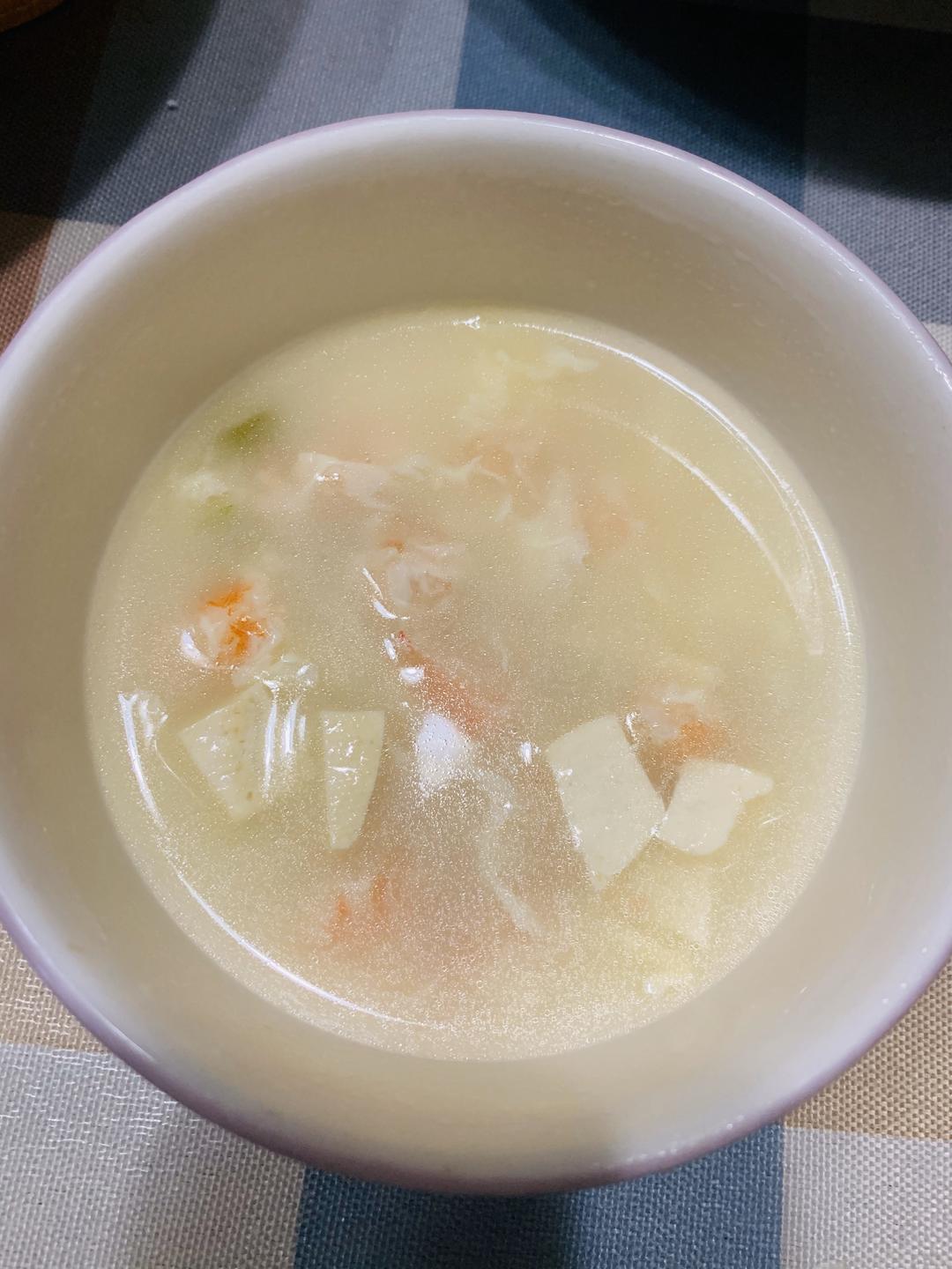 豆腐虾仁鸡蛋汤