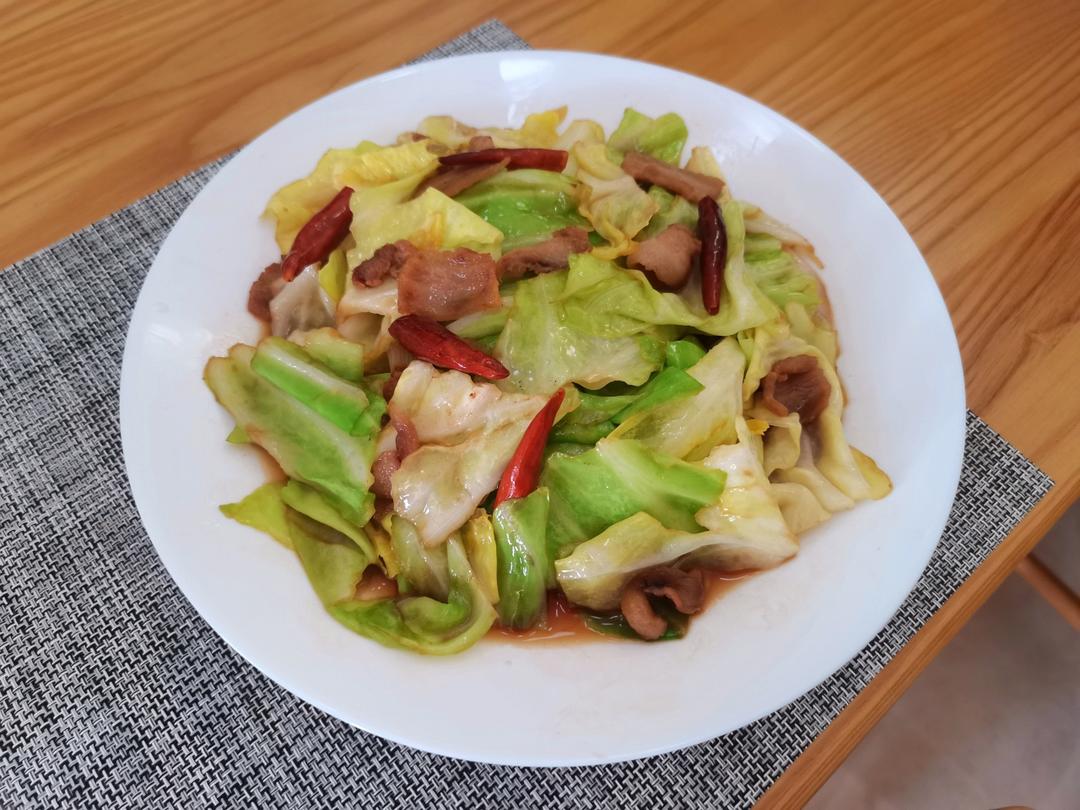 包菜炒肉