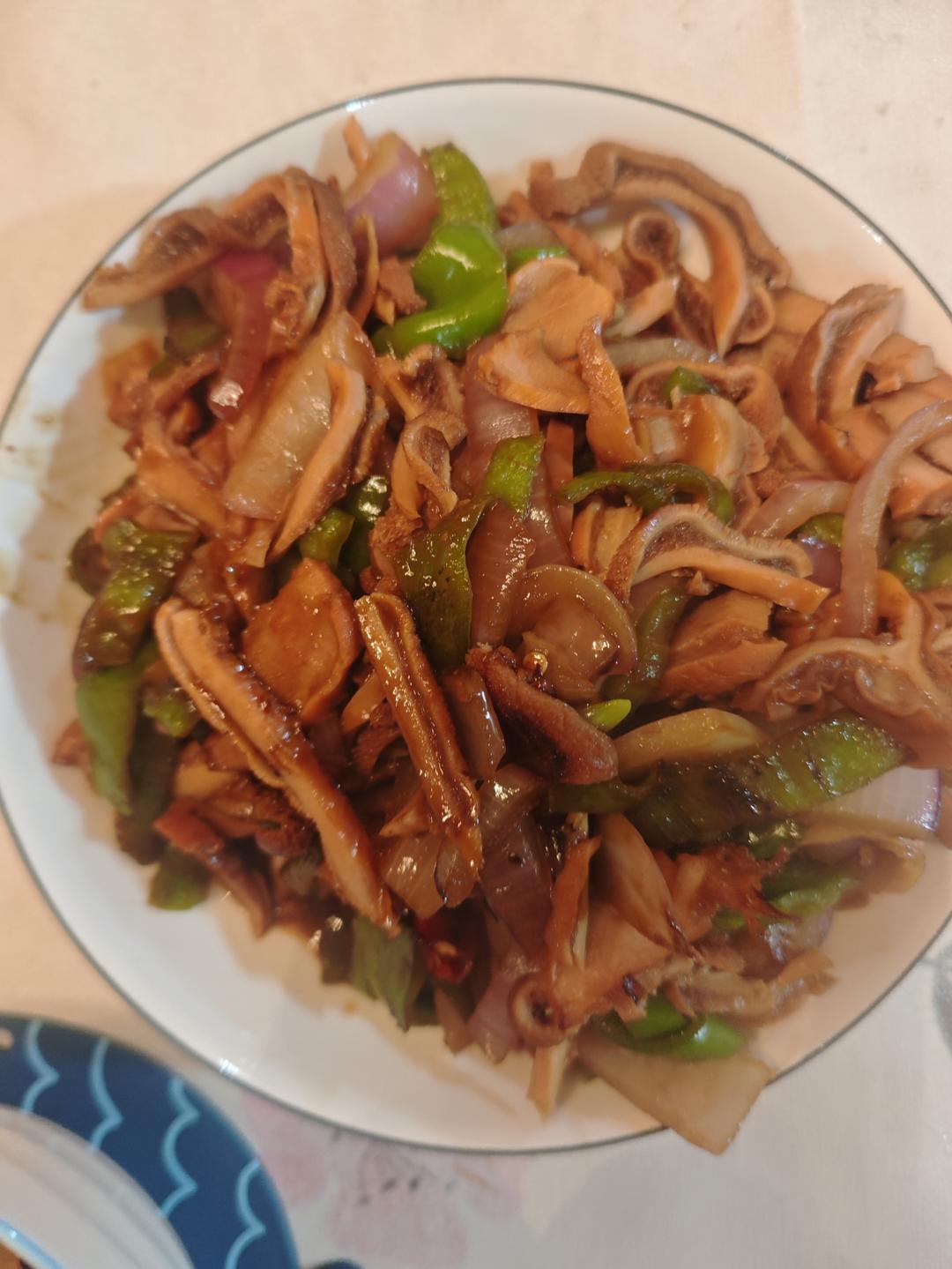 一菜二吃“米饭杀手”爆炒香辣猪肚&暖胃胡椒猪肚汤