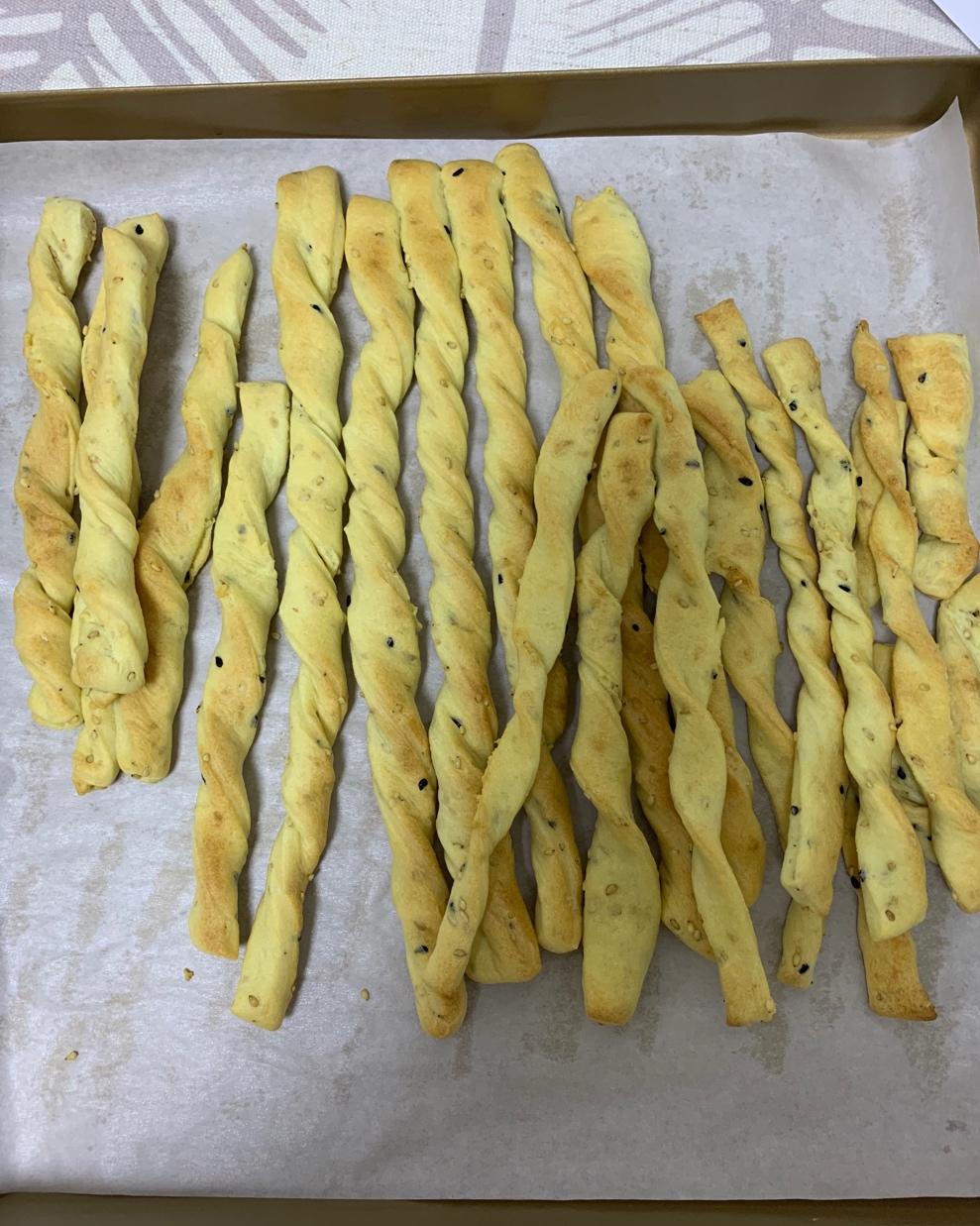 香甜芝麻面包棒~超级简单快手