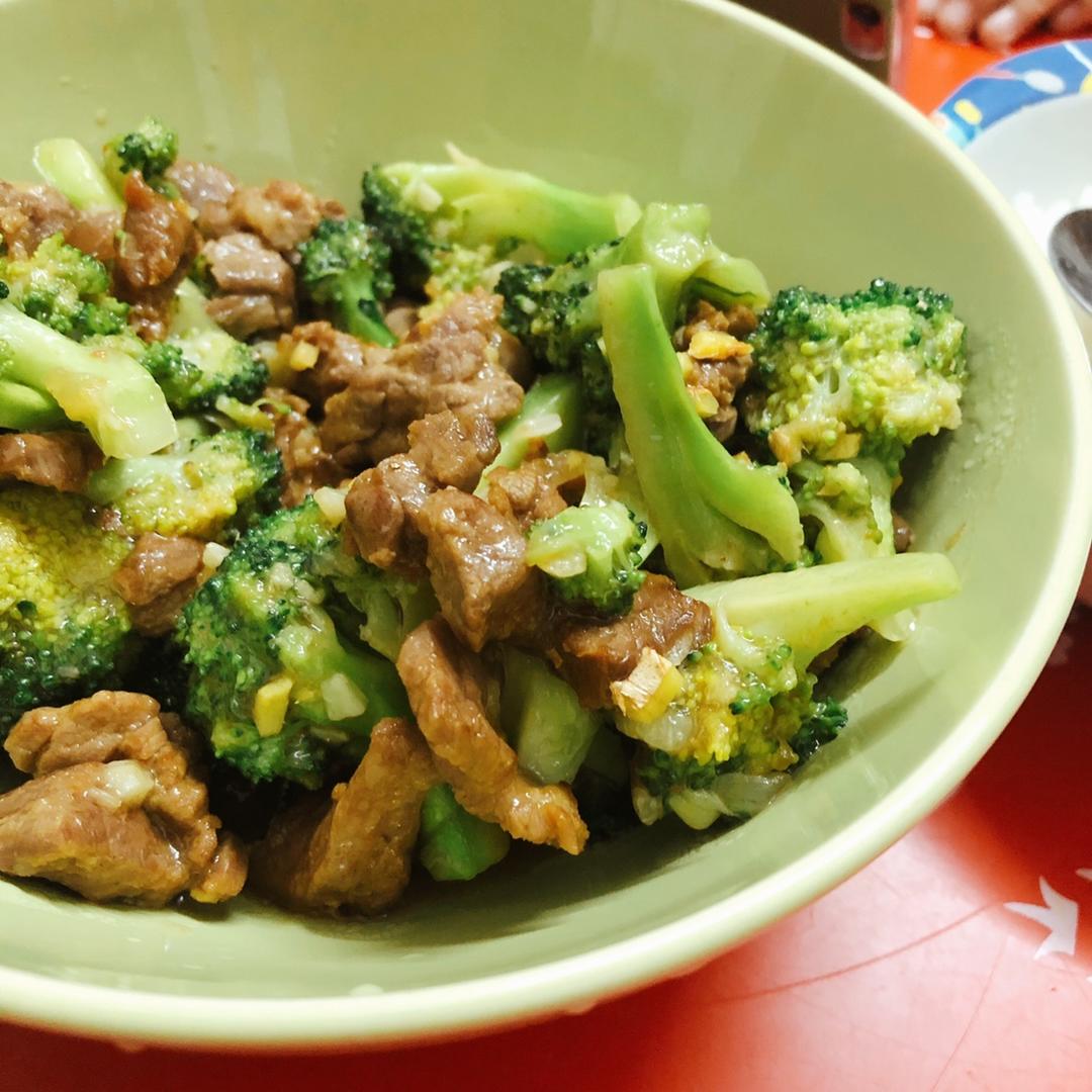 西兰花炒牛肉（嫩牛肉腌制方法）