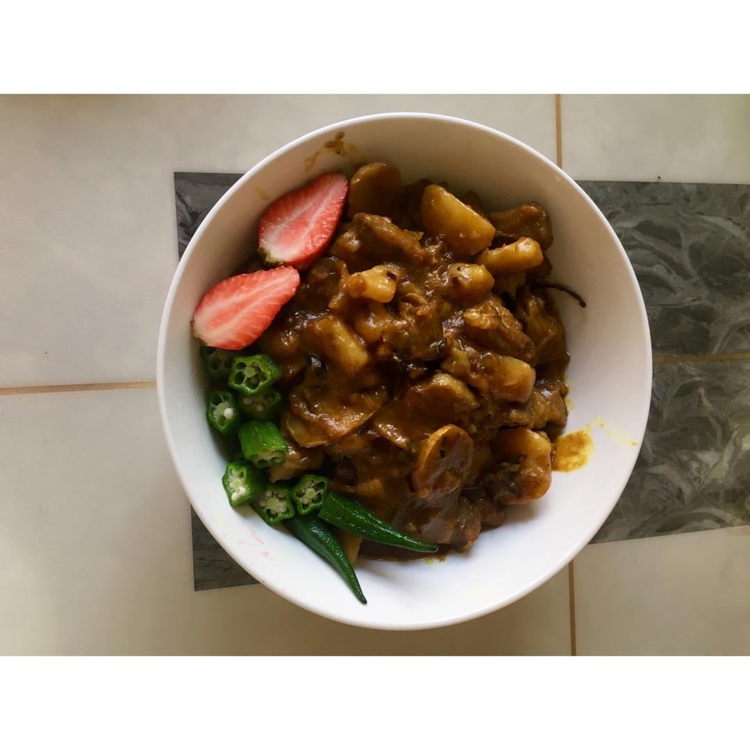 有土豆的咖喱牛腩才是米饭杀手