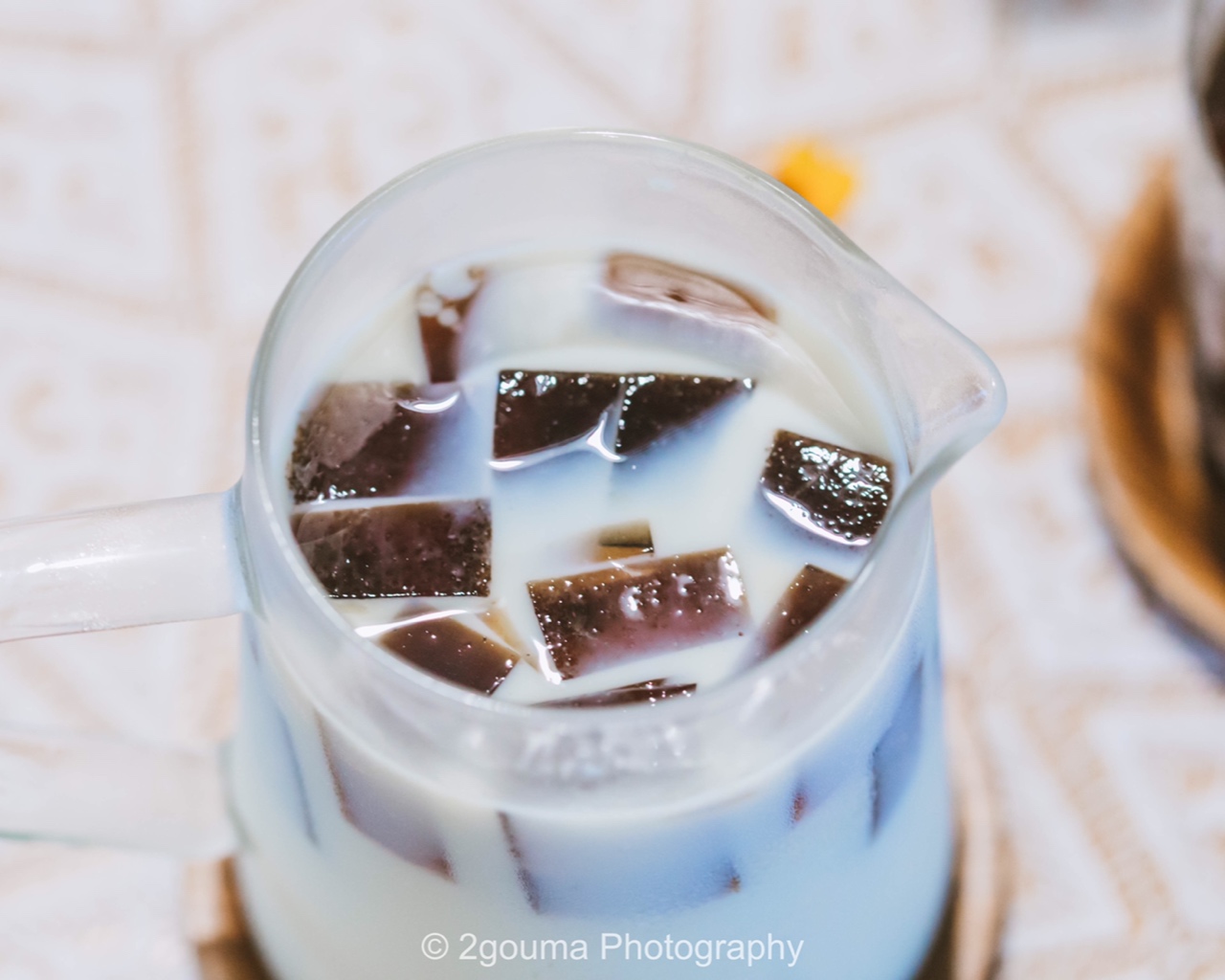 桃叶乌龙奶茶+茶冻（自制拾叁茶）