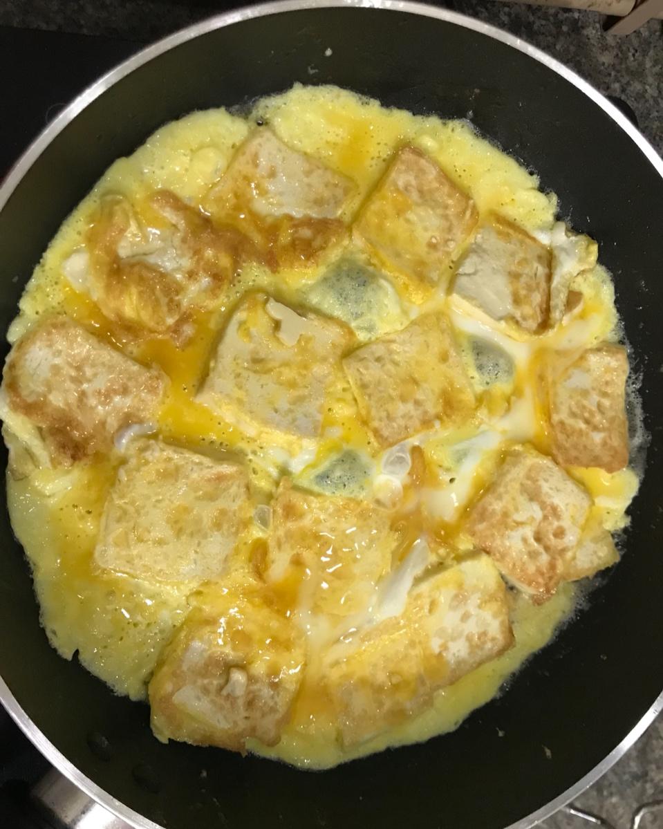 鸡蛋抱豆腐