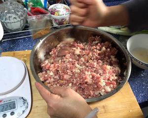 清真小吃炸松肉的做法 步骤6