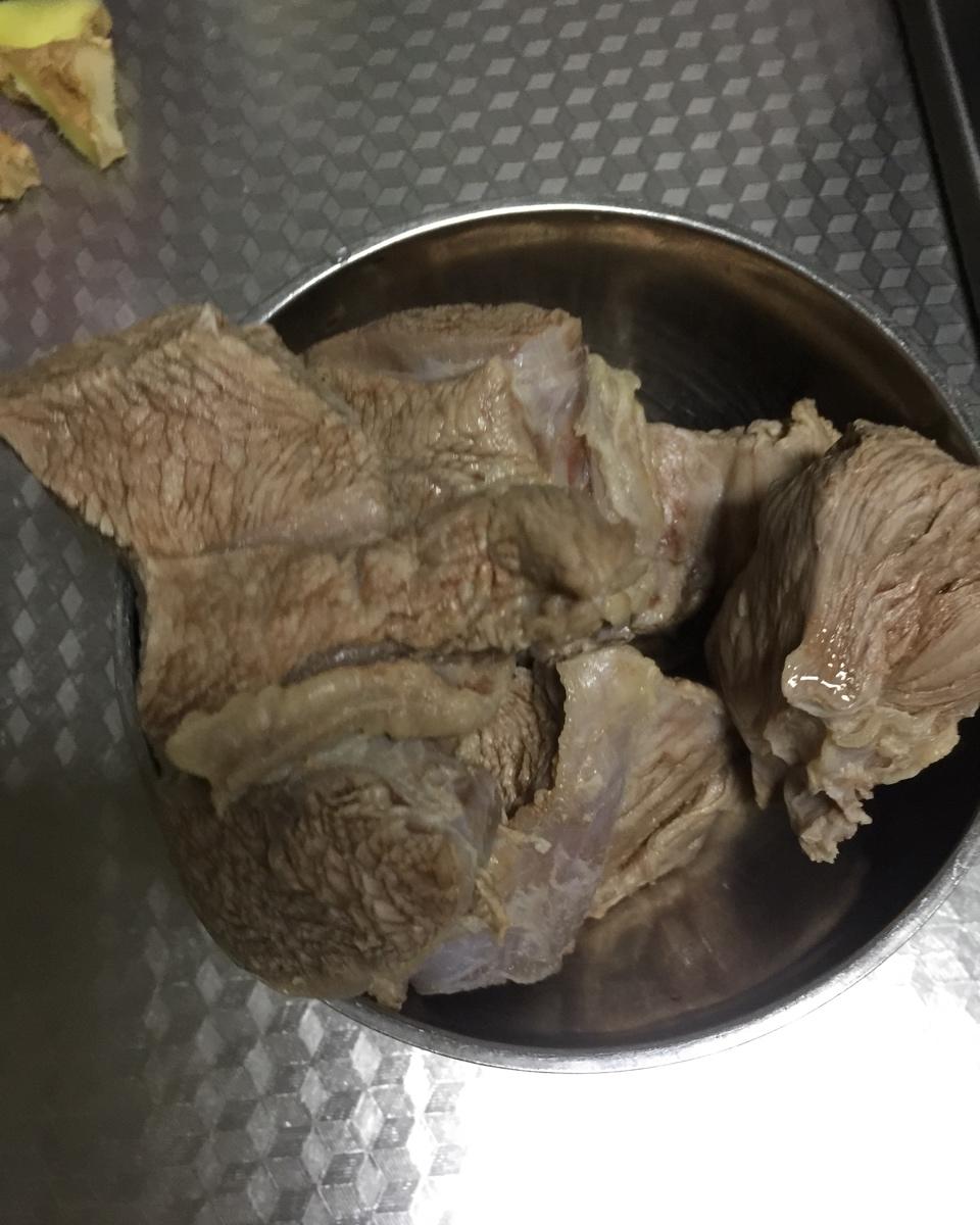 卤牛肉（第一次卤到理想状态）