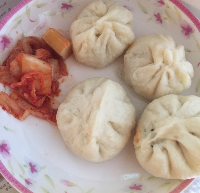 肉包子,杠杠的