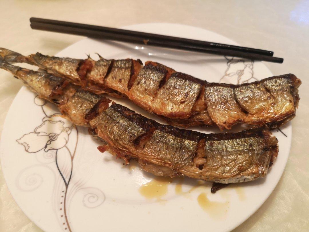 盐煎秋刀鱼