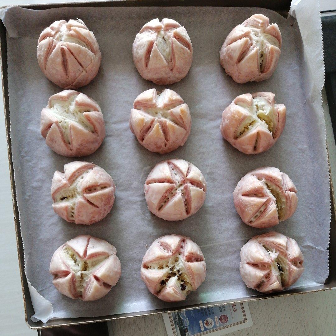 奶香椰蓉荷花酥