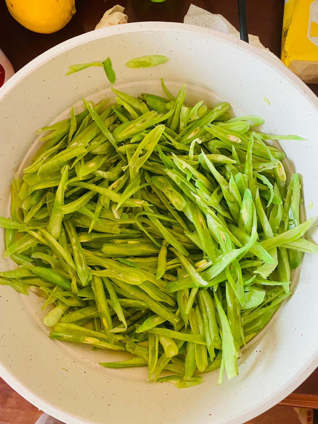 不吃不知道，一吃吓一跳的蒜香素炒豆角