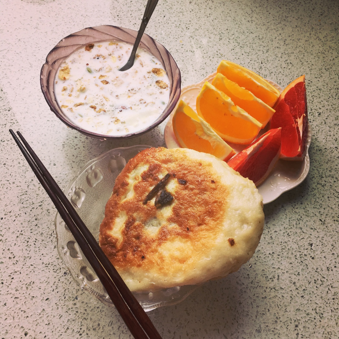 不急不躁吃早餐