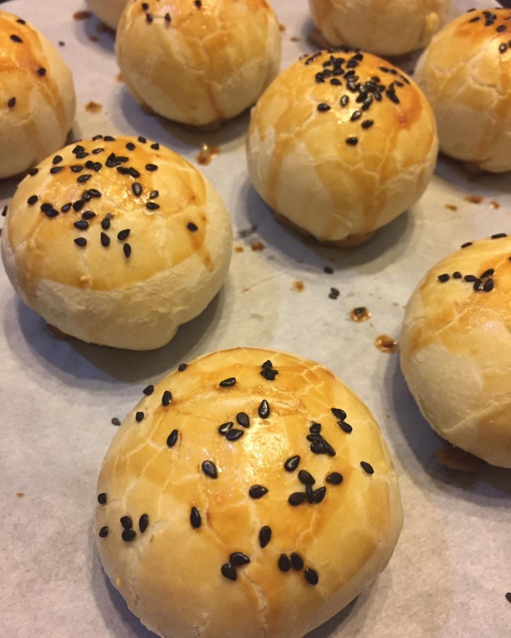 蛋黄酥酥酥（超级奶香黄油版）