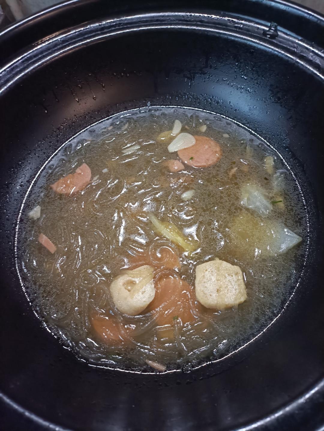 娃娃菜粉丝煲，低卡又鲜美