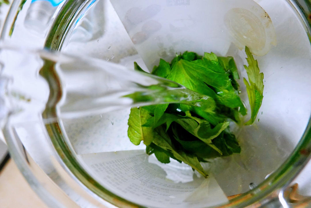 消灭疯长的薄荷之自制花露水