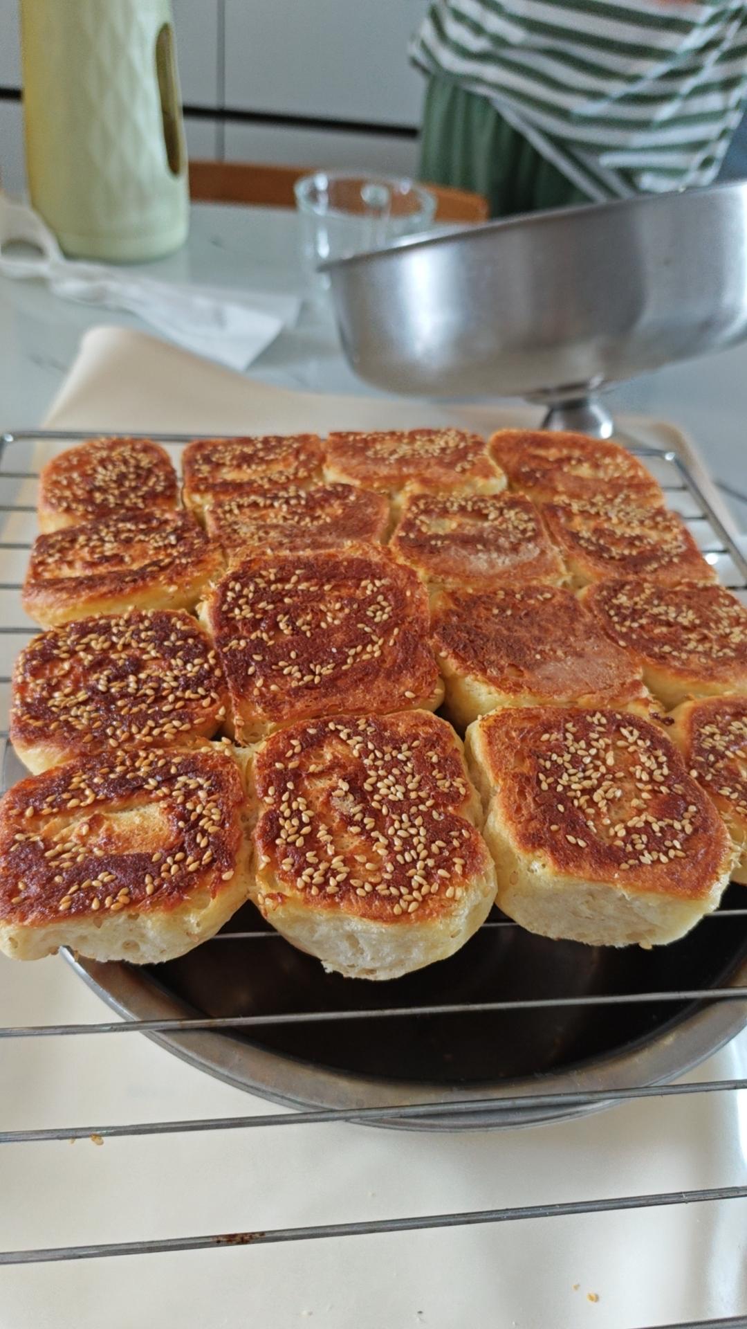 被邻居追着问的蜂蜜脆底小面包｜好吃到停不下来