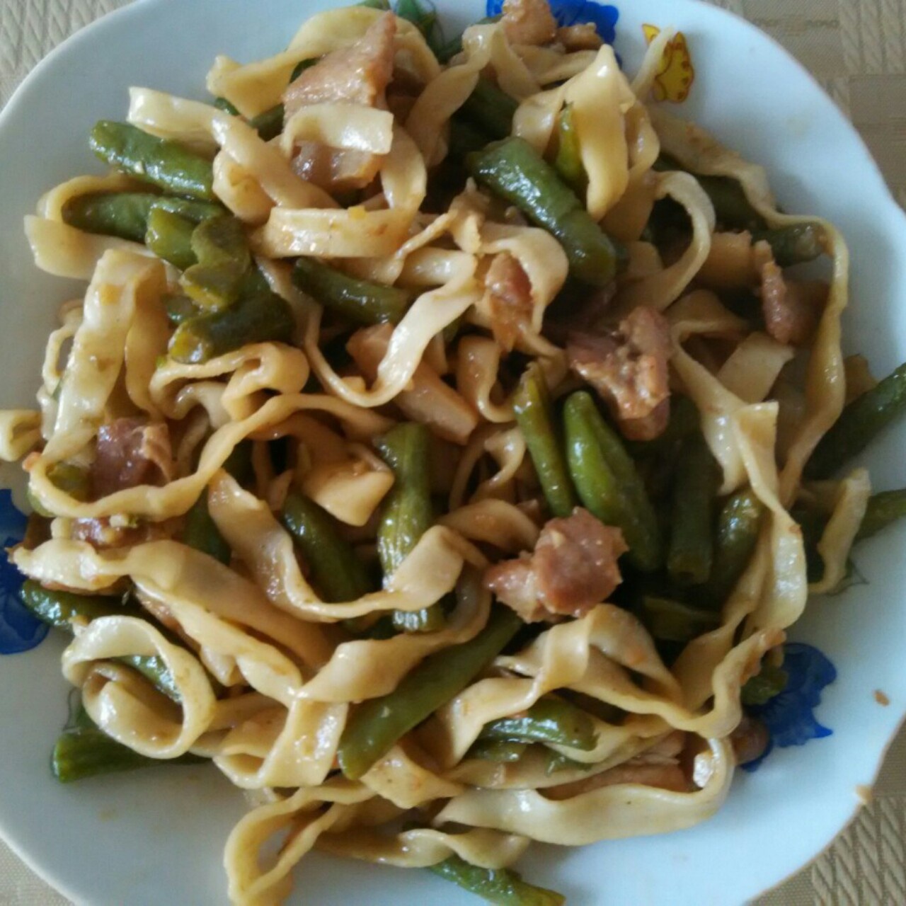 芸豆焖面（附万能的腌肉不老的办法）