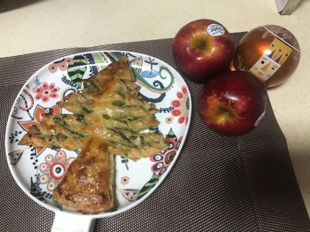 手抓饼菠菜圣诞树🎄酥到掉渣免揉简单快手